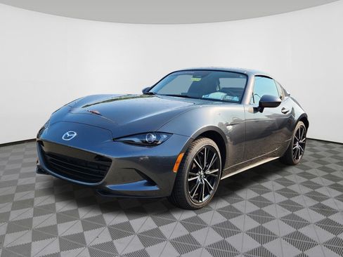 Used 2024 MAZDA MX-5 Miata RF Grand Touring RWD image 2