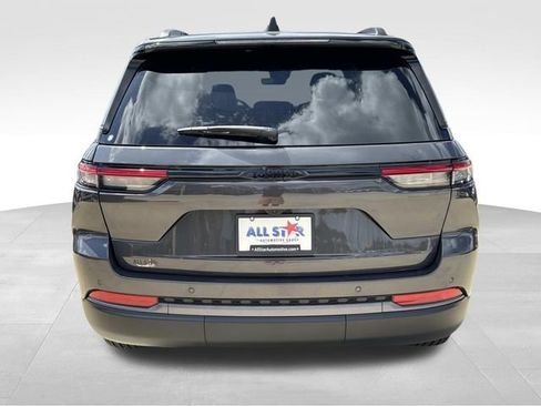 New 2026 Jeep Grand Cherokee Altitude RWD image 6