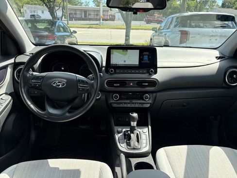 Certified 2023 Hyundai Kona SEL w/ Convenience Package FWD image 6