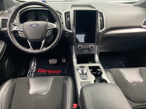 Used 2022 Ford Edge ST AWD/4WD image 15