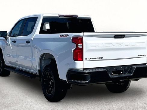Used 2022 Chevrolet Silverado 1500 Custom Trail Boss AWD/4WD image 14