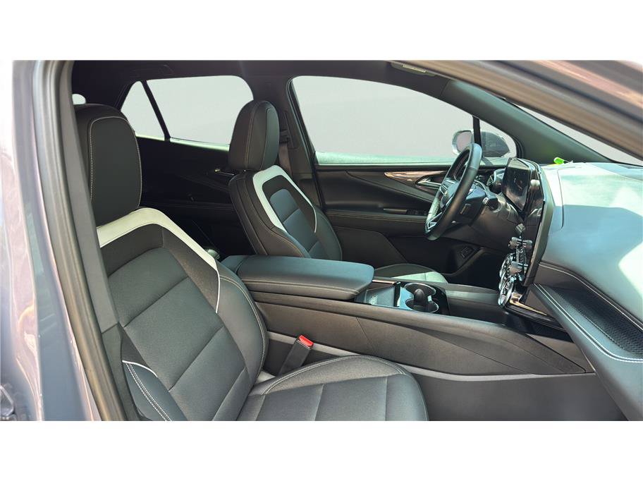 Used 2024 Chevrolet Blazer EV LT AWD/4WD image 20
