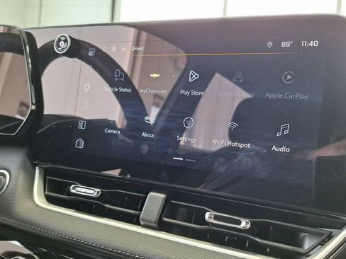 Used 2025 Chevrolet Equinox LT FWD image 15