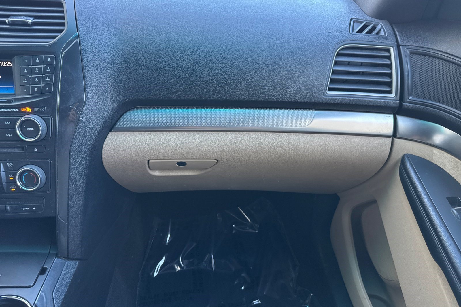Used 2016 Ford Explorer FWD image 28