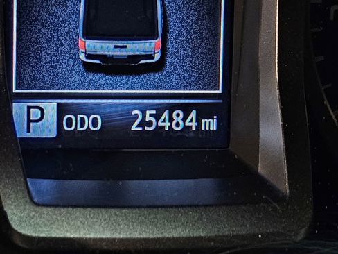 Used 2023 Toyota Tacoma TRD Off-Road image 28