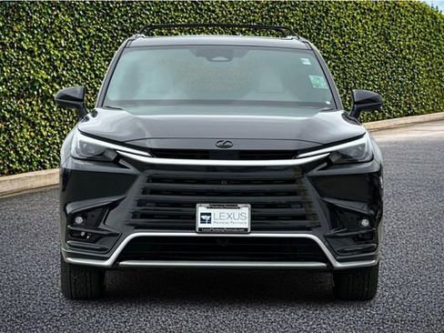 New 2026 Lexus TX 500h AWD image 3