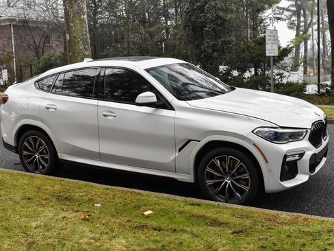 Used 2020 BMW X6 M50i w/ Executive Package AWD/4WD image 12