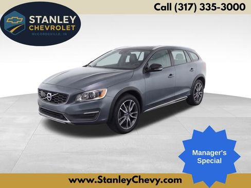 Used 2016 Volvo V60 T5 Cross Country w/ Convenience Package image 1