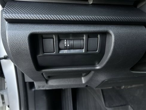 Certified 2025 Subaru Crosstrek 2.5i Premium image 17