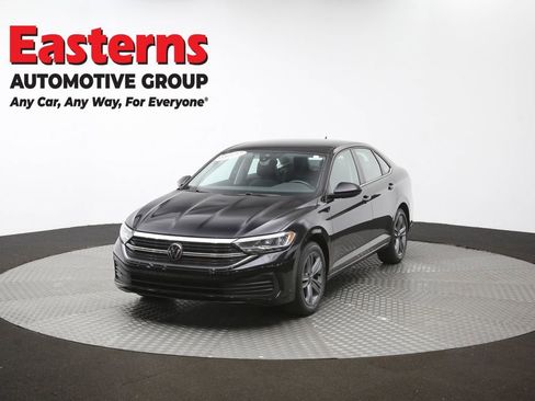 Used 2024 Volkswagen Jetta SE FWD image 53