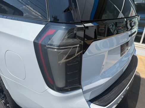 New 2026 Chevrolet Tahoe Premier AWD/4WD image 13