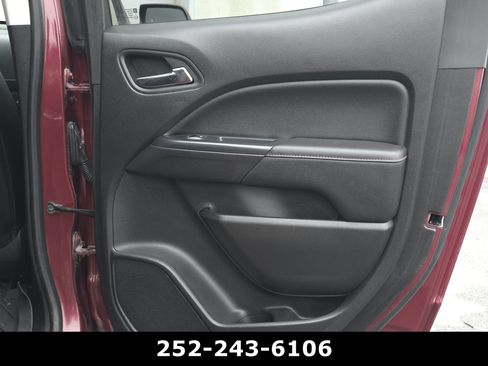 Used 2018 GMC Canyon All Terrain w/ All Terrain X Package AWD/4WD image 35