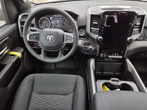 New 2026 RAM 1500 Big Horn AWD/4WD image 11