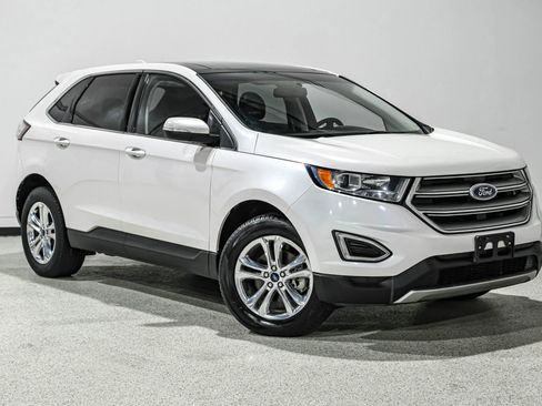 Used 2017 Ford Edge SEL w/ Equipment Group 201A FWD image 4
