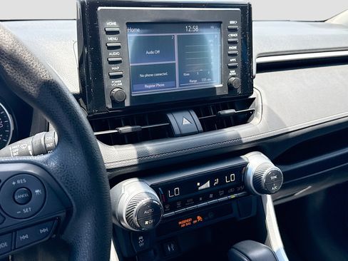Used 2019 Toyota RAV4 XLE FWD image 27
