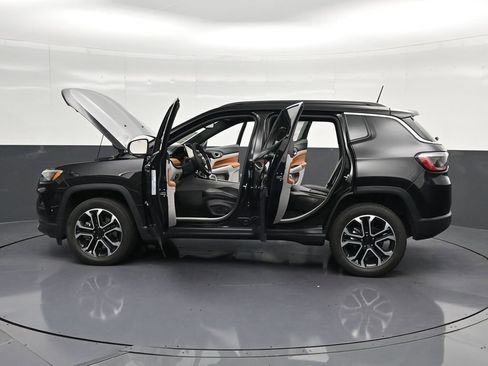 Used 2023 Jeep Compass Limited AWD/4WD image 42