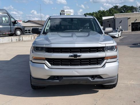Used 2018 Chevrolet Silverado 1500 Custom w/ Custom Value Package AWD/4WD image 5