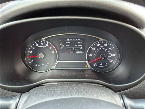 Used 2015 Kia Soul ! w/ Sun & Sound Package FWD image 11
