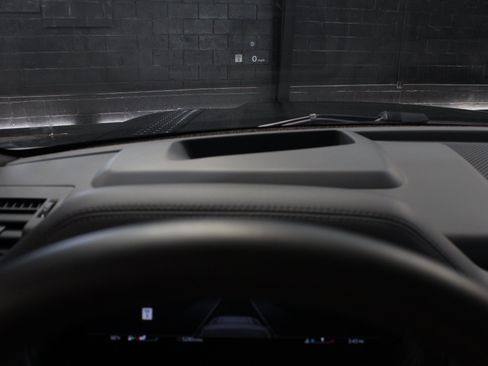 Used 2026 Land Rover Defender 110 X AWD/4WD image 76