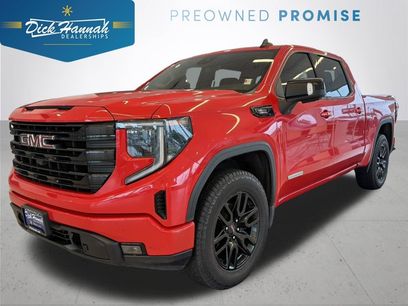 Used 2022 GMC Sierra 1500 Elevation w/ Elevation Premium Package