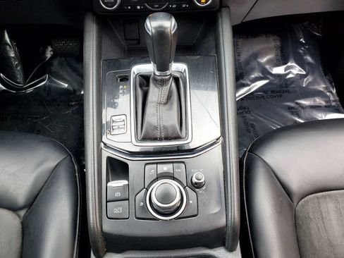 Used 2018 MAZDA CX-5 Touring w/ Preferred Equipment Package AWD/4WD image 44