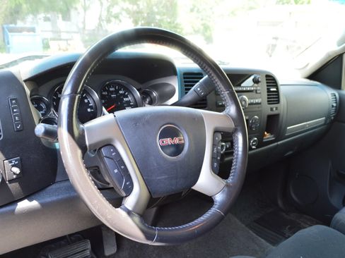 Used 2011 GMC Sierra 1500 SLE w/ Power Tech Package AWD/4WD image 18
