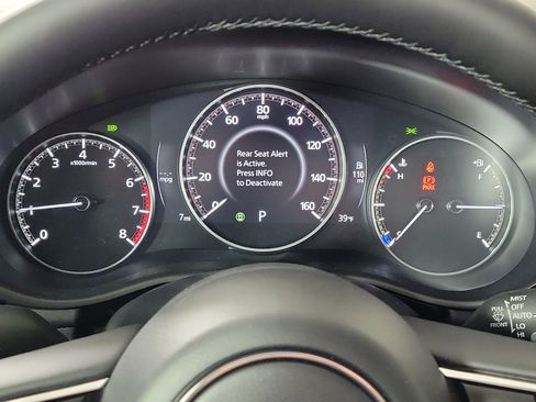 New 2026 MAZDA MAZDA3 Hatchback w/Premium Plus Pkg image 17