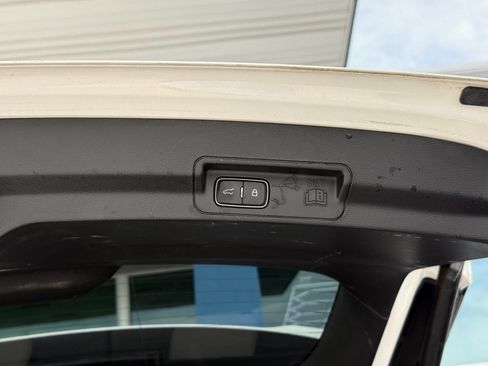 Used 2020 Ford Explorer Limited RWD image 55