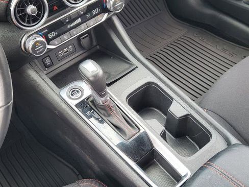 Certified 2024 Nissan Sentra SR FWD image 15