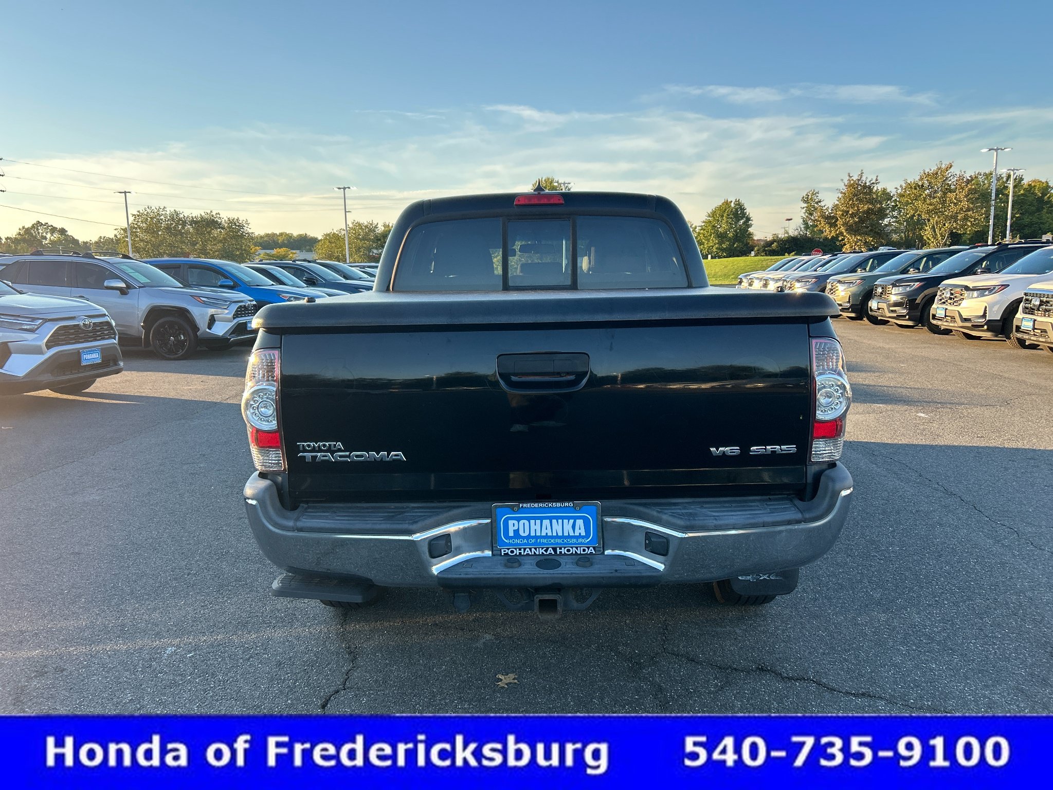 Used 2015 Toyota Tacoma 4x4 Double Cab w/ SR5 Package image 5