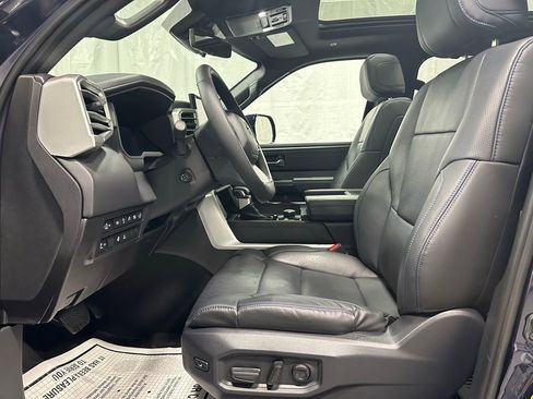 Used 2025 Toyota Tundra Platinum AWD/4WD image 14