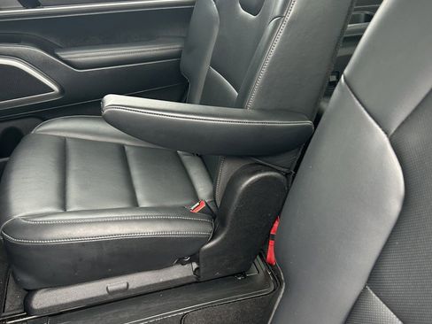 Used 2025 Kia Telluride S AWD/4WD image 14