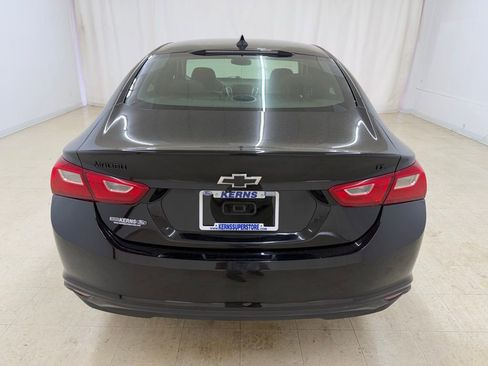 Used 2018 Chevrolet Malibu LT image 4