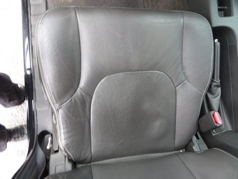 Used 2015 Nissan Xterra PRO-4X w/ Pro-4x Leather Package image 46