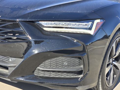Used 2025 Acura TLX w/ Technology Package image 8