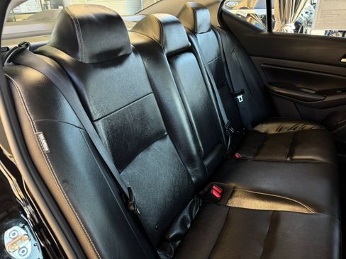 Used 2023 Nissan Altima 2.5 SL FWD image 19