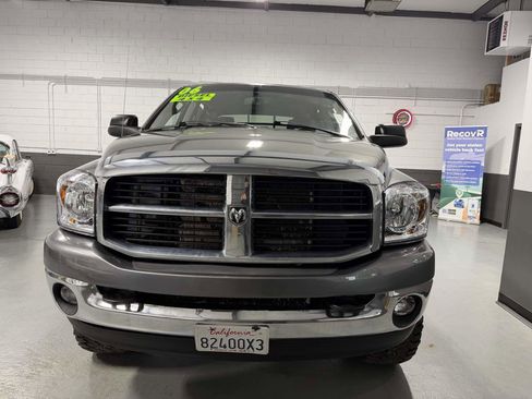 Used 2006 Dodge Ram 2500 Truck SLT image 10