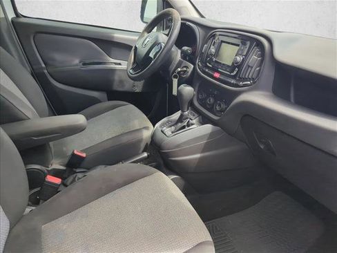 Used 2018 RAM ProMaster City Tradesman image 12