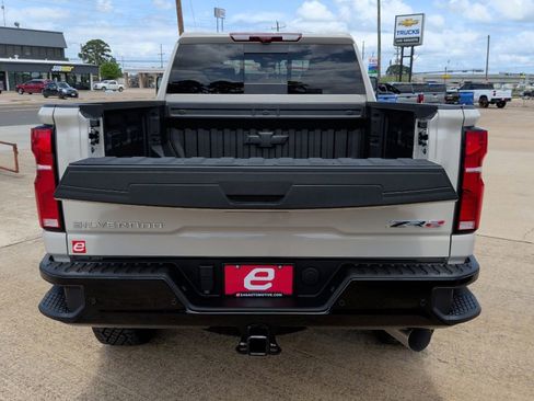 New 2026 Chevrolet Silverado 2500 ZR2 AWD/4WD image 49
