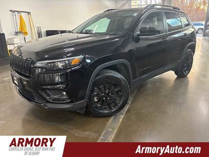 Used 2023 Jeep Cherokee Altitude Lux