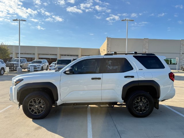 Used 2025 Toyota 4Runner SR5 AWD/4WD image 8