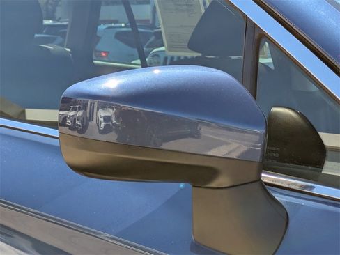 Used 2019 Subaru Outback 2.5i Premium image 12