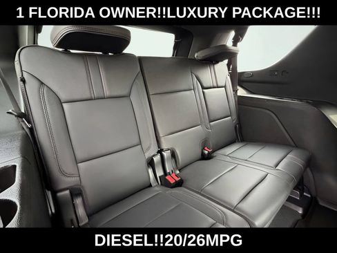 Used 2022 Chevrolet Tahoe RST w/ Luxury Package AWD/4WD image 25