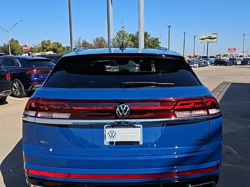 New 2026 Volkswagen Atlas Cross Sport SEL Premium R-Line AWD/4WD image 6