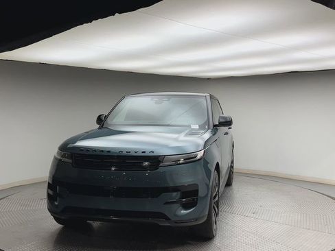 New 2026 Land Rover Range Rover Sport SE image 7