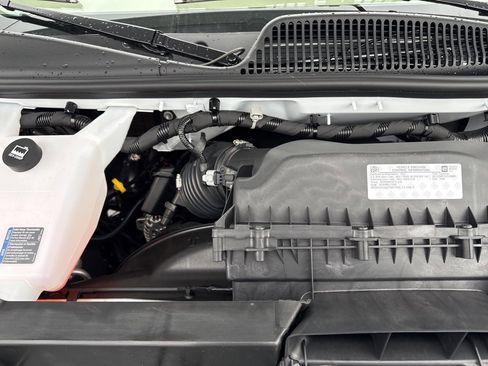 New 2025 Chevrolet Express 3500 Extended w/ Driver Convenience Package image 31