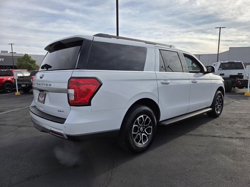 Certified 2024 Ford Expedition Max XLT image 6