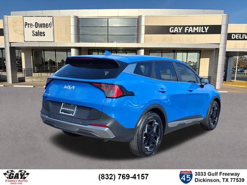 Certified 2026 Kia Sportage EX FWD image 2