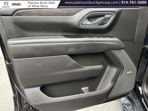 Used 2024 Chevrolet Tahoe Z71 w/ Luxury Package image 19