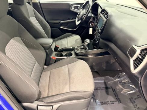 Used 2020 Kia Soul GT-Line FWD image 30